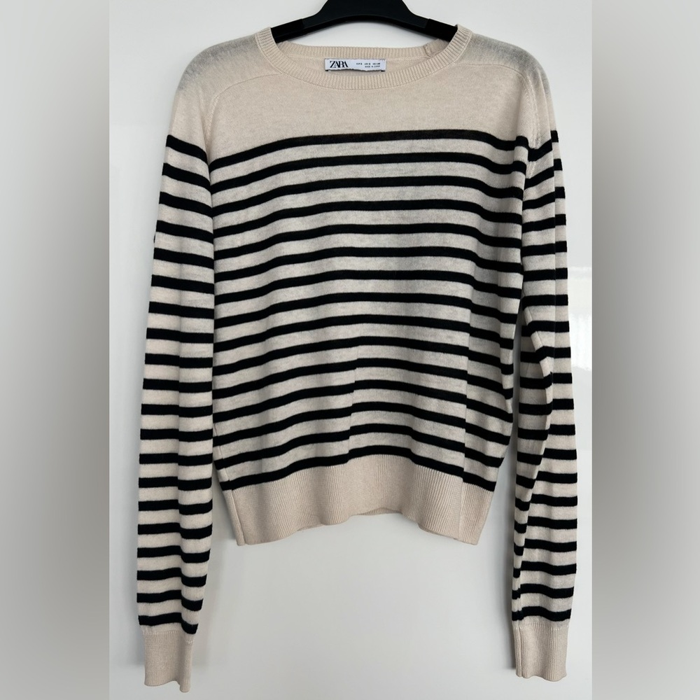 Zara Beige Crew Neck Knit Sweater Long Sleeve – Size S